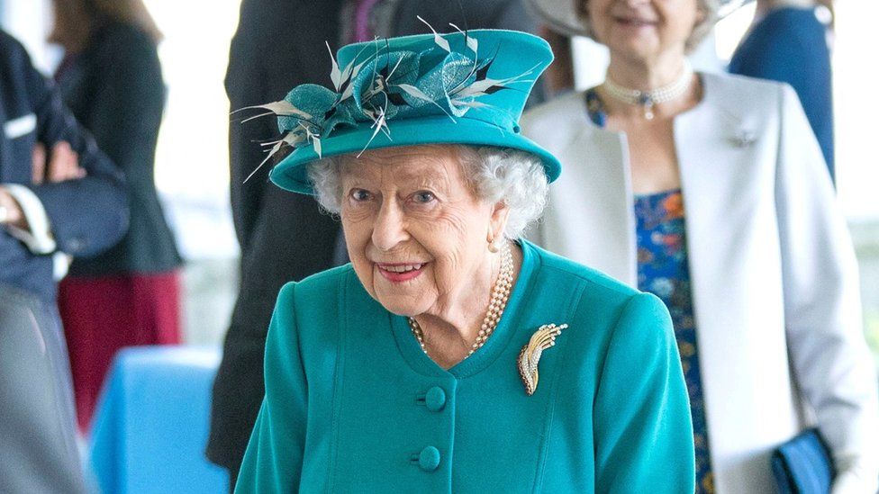 Britain"s Queen Elizabeth visits the Edinburgh Climate Change Institute at the University of Edinburgh, as part of her traditional trip to Scotland for Holyrood Week, in Edinburgh, Scotland